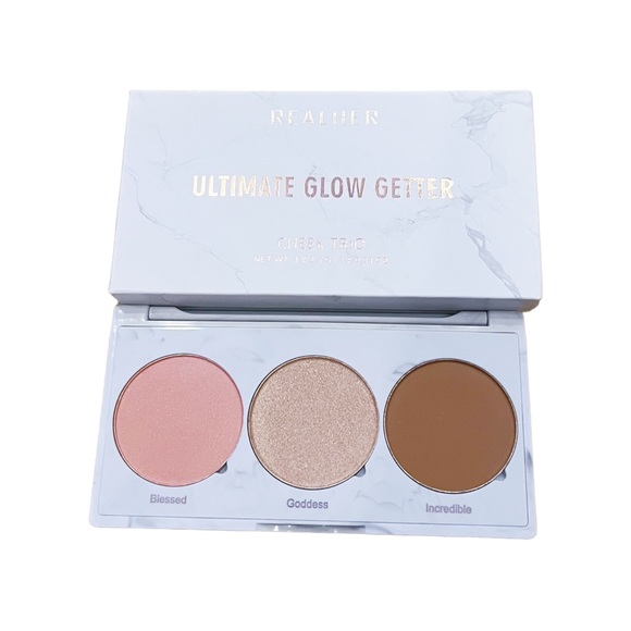 REALHER ULTIMATE GLOW GETTER CHEEK TRIO - BNIB - Picture 3 of 3